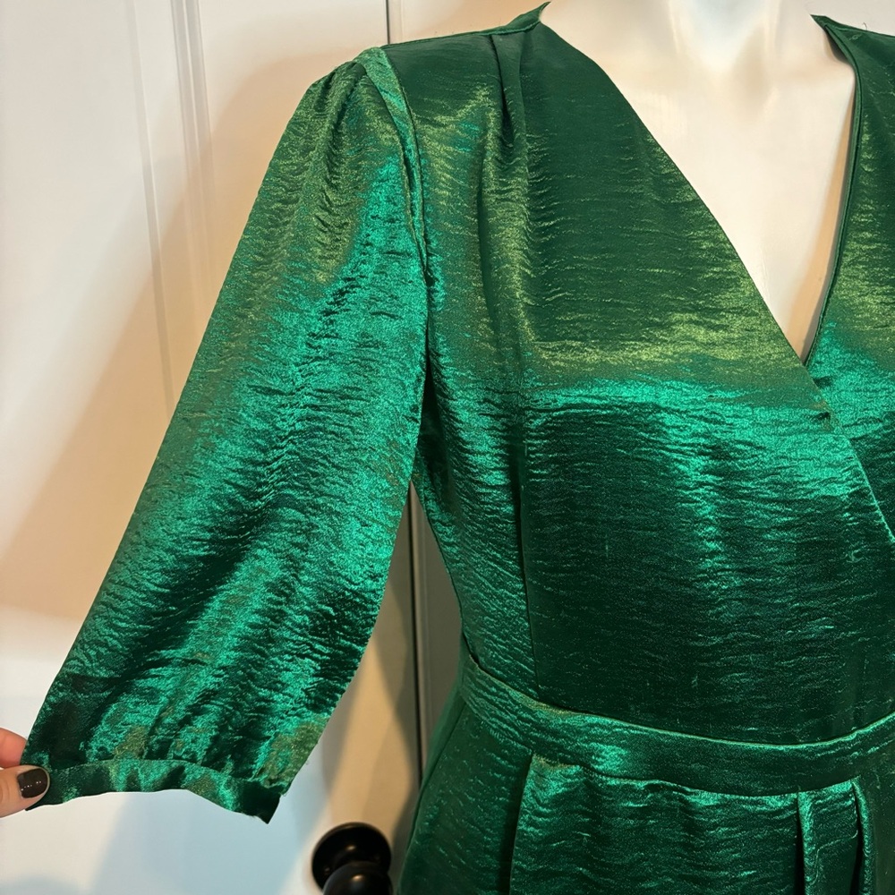 ba&sh Camil Green Short Sleeve Wrap Textured Satin Cocktail Dress 8 - Picture 4 of 13